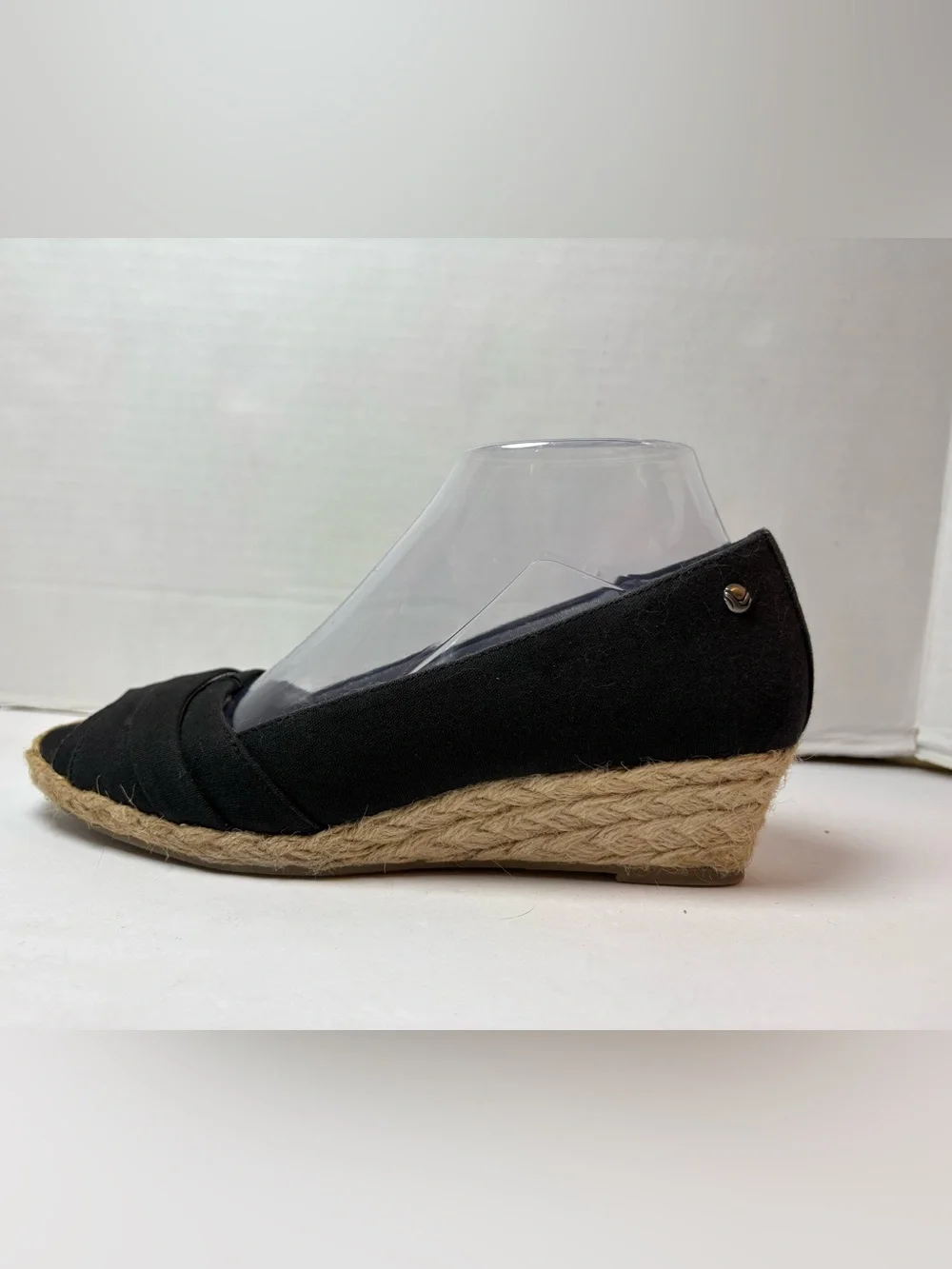 Life Stride Black Peep-Toe Espadrilles Wedge Heels Size 7